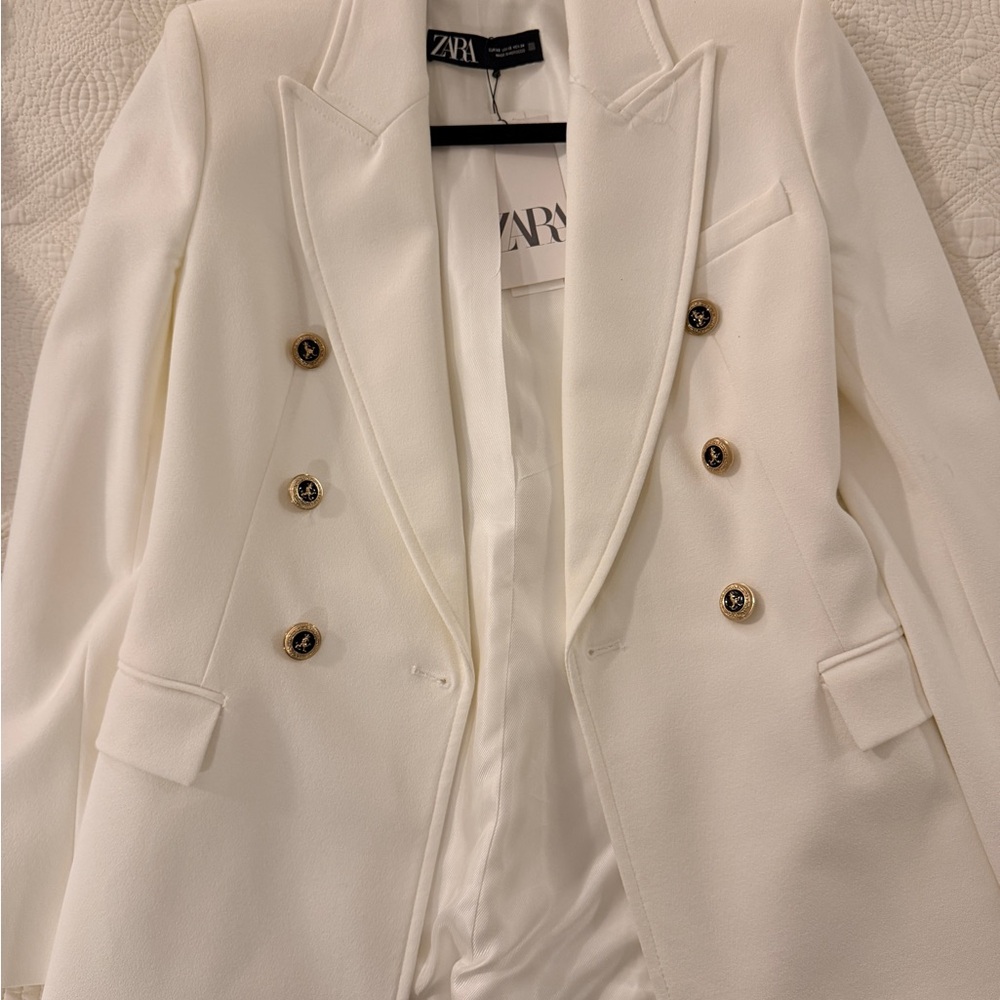 Zara Women's Cream Double-Breasted Blazer